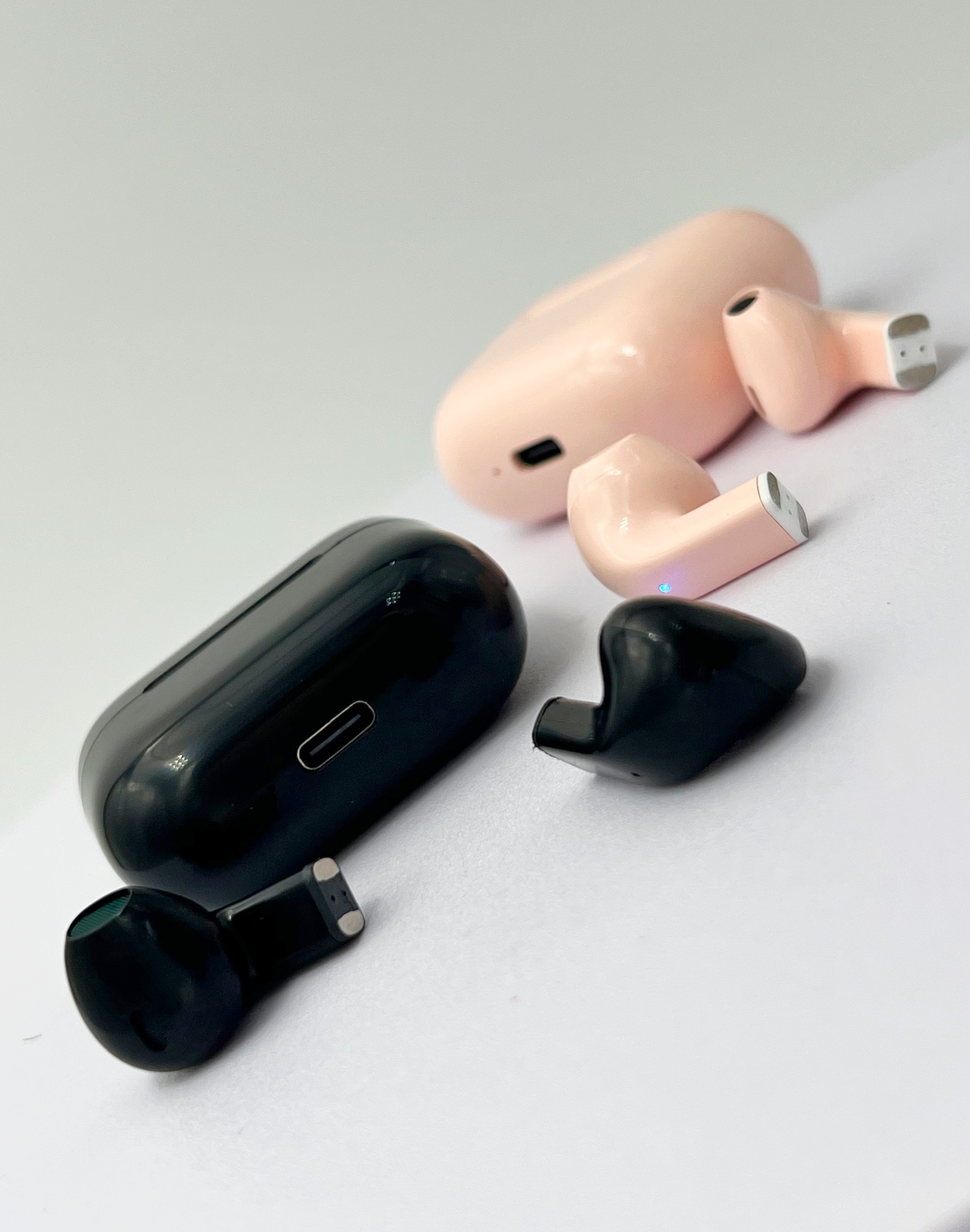 iJ126 TWS earbuds