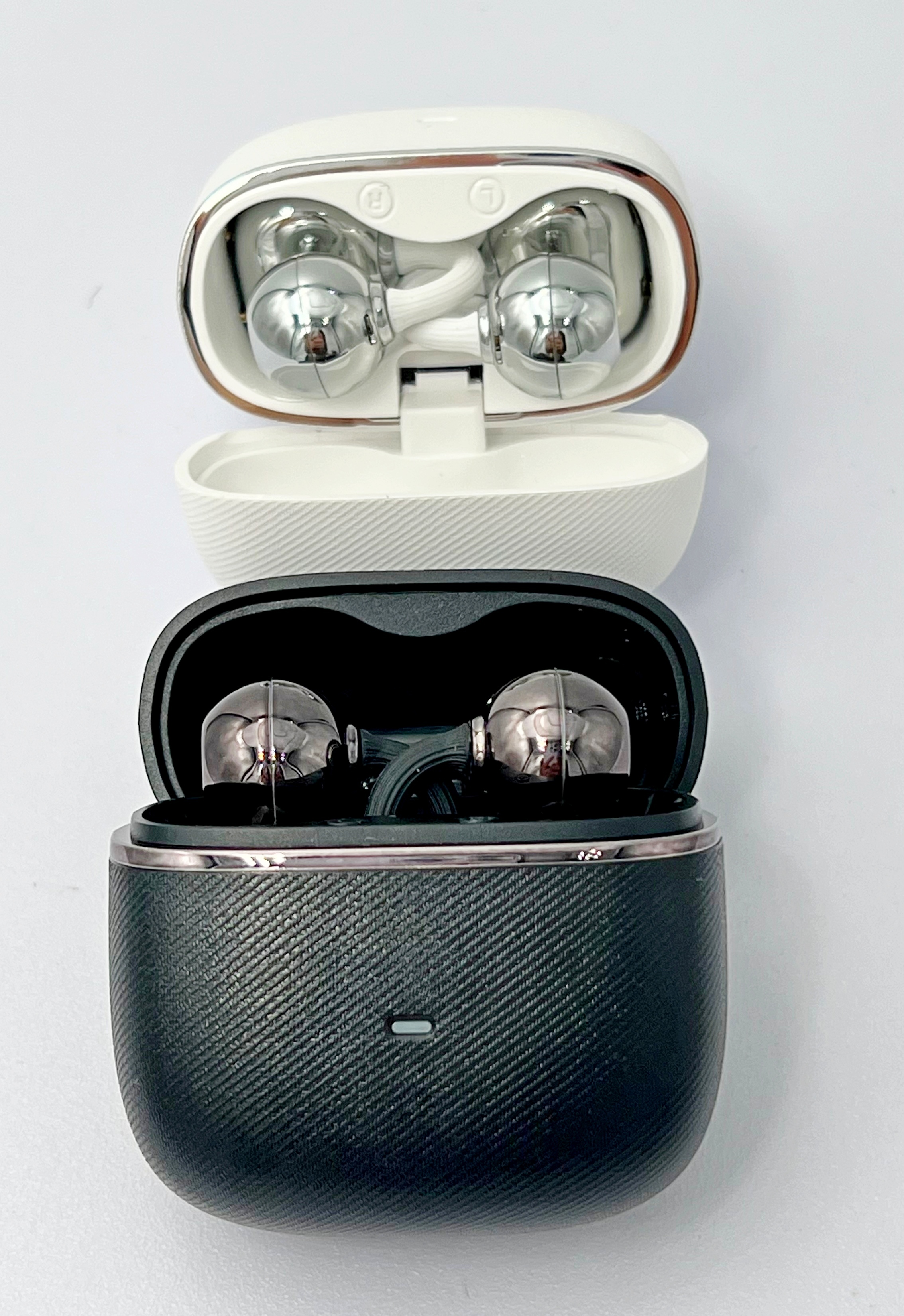 iN60 OWS Clip-on Earbuds