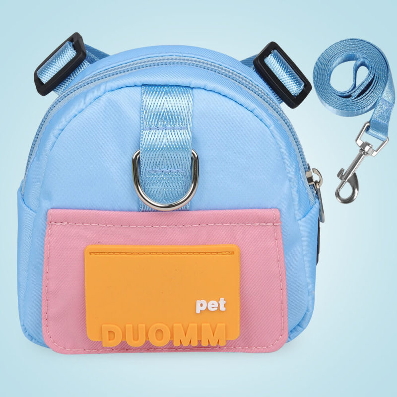 Small and medium-sized pet backpack with leash