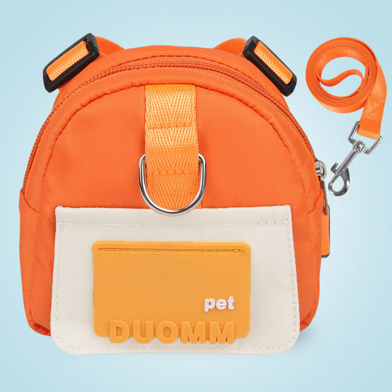 Small and medium-sized pet backpack with leash