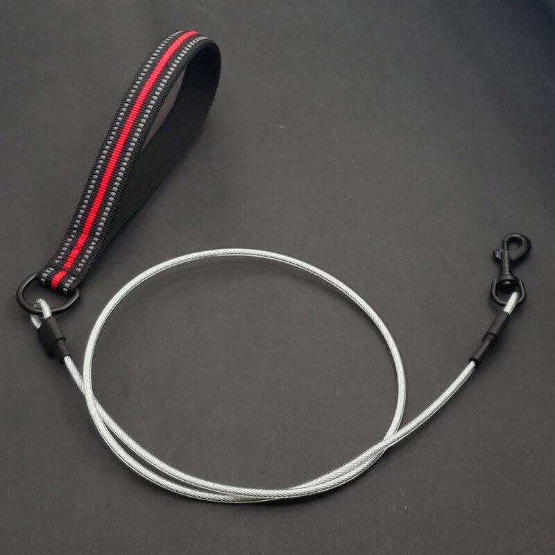 Anti-bite steel wire core dog leash