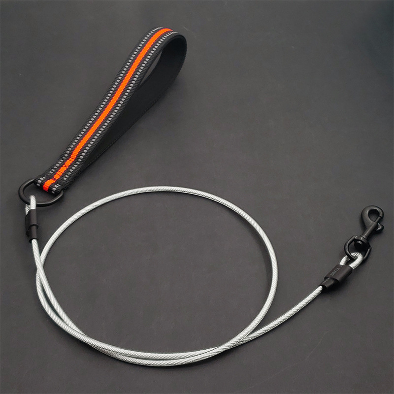 Anti-bite steel wire core dog leash
