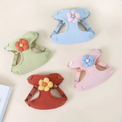 Wholesale  New Adjustable Soft Dog Cat Harness Set with Flower for Pets