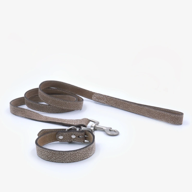 Waterproof Custom Dog Double Layer Cowhide Leading Leather Pet Leash and Collar Set