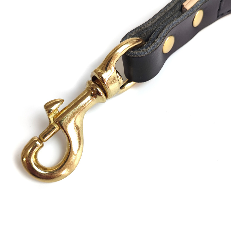 Cowhide genuine leather dog short leash, short leash portable copper hook large dog walking leash
