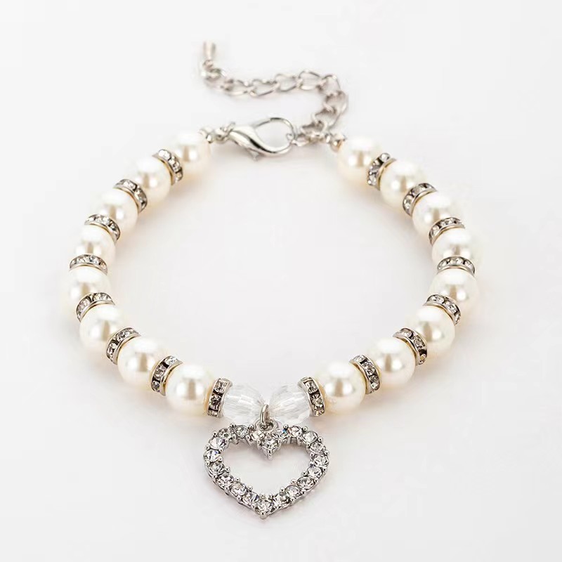 Pet Pearl Necklace Heart Shape Cat and Dog Jewelry
