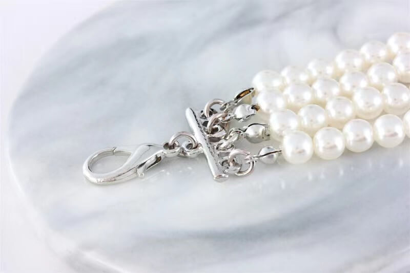 Four rows of pearl point diamond rose pet jewelry