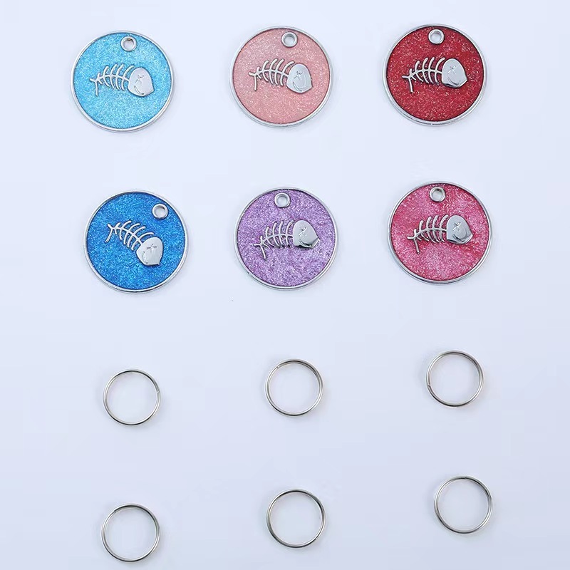 Round fishbone cat and dog tag leash accessories