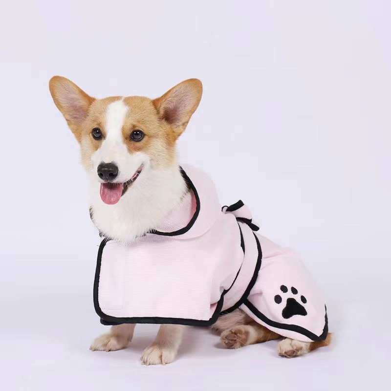 LovePaw Wholesale Embroidered Paw Dog Drying Coat Super Absorbent Quick Drying Microfiber Dog Towel with Hood Dog Bathrobe Towel