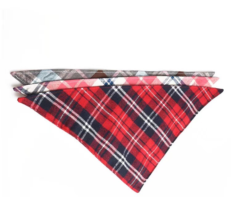 Pet collar plaid triangle towel double layer thickened cotton style