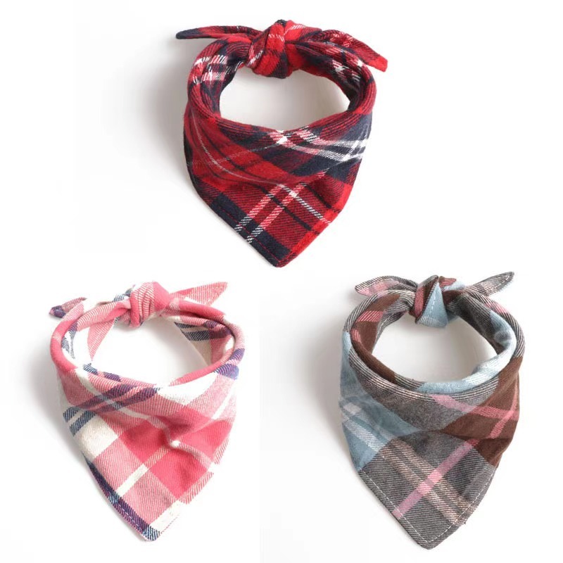 Pet collar plaid triangle towel double layer thickened cotton style