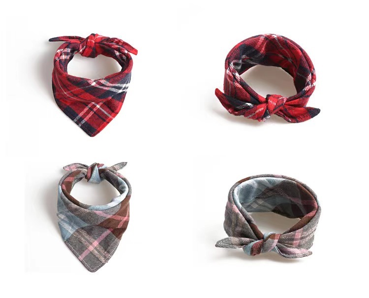 Pet collar plaid triangle towel double layer thickened cotton style