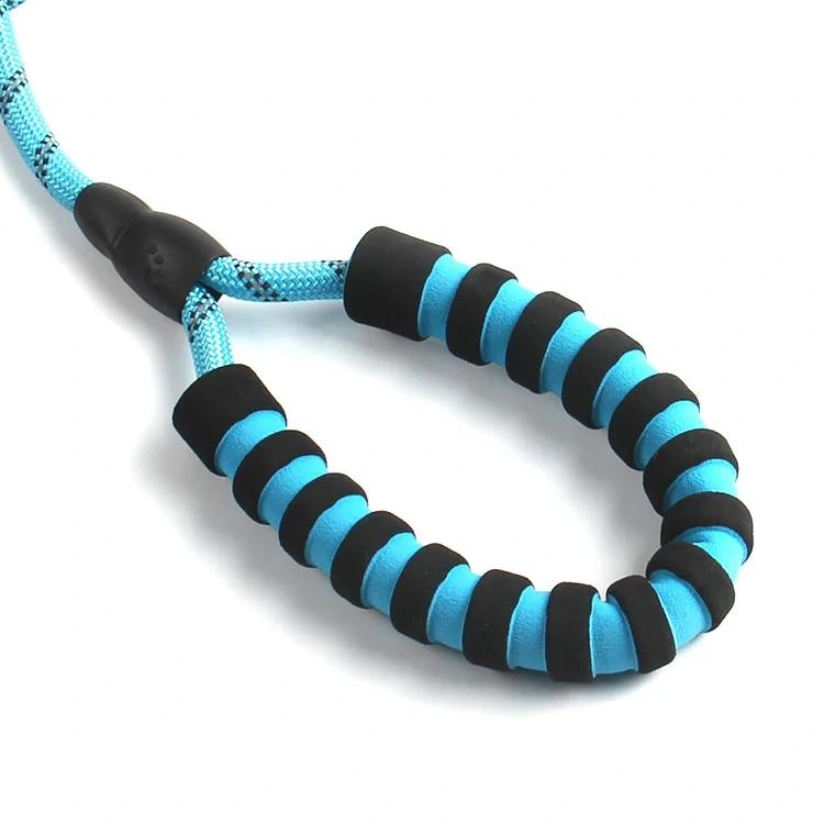 The manufacturer of pet reflective chest strap leash, multi-color optional sustainable use leash for dogs
