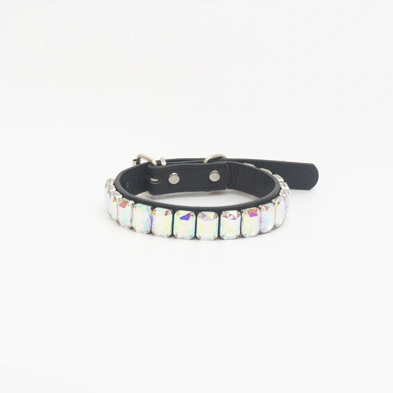 Luxury Dog Collar Rhinestone Pet Necklace PU Leather Adjustable Cat Dog Collar Small Medium Large Dog Pet Accessories Supplies