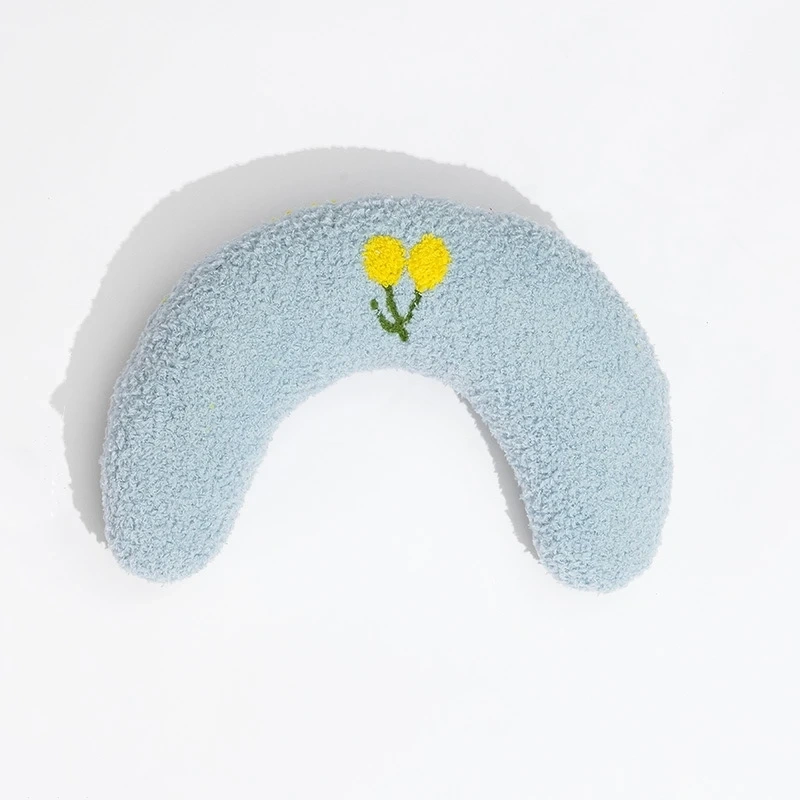 Small Pillow for Pet Cats Dogs Sleeping Mat Neck Guard U-shaped Pillow Soft and Thick Bite Resistant Winter Warm Comfort Pillow