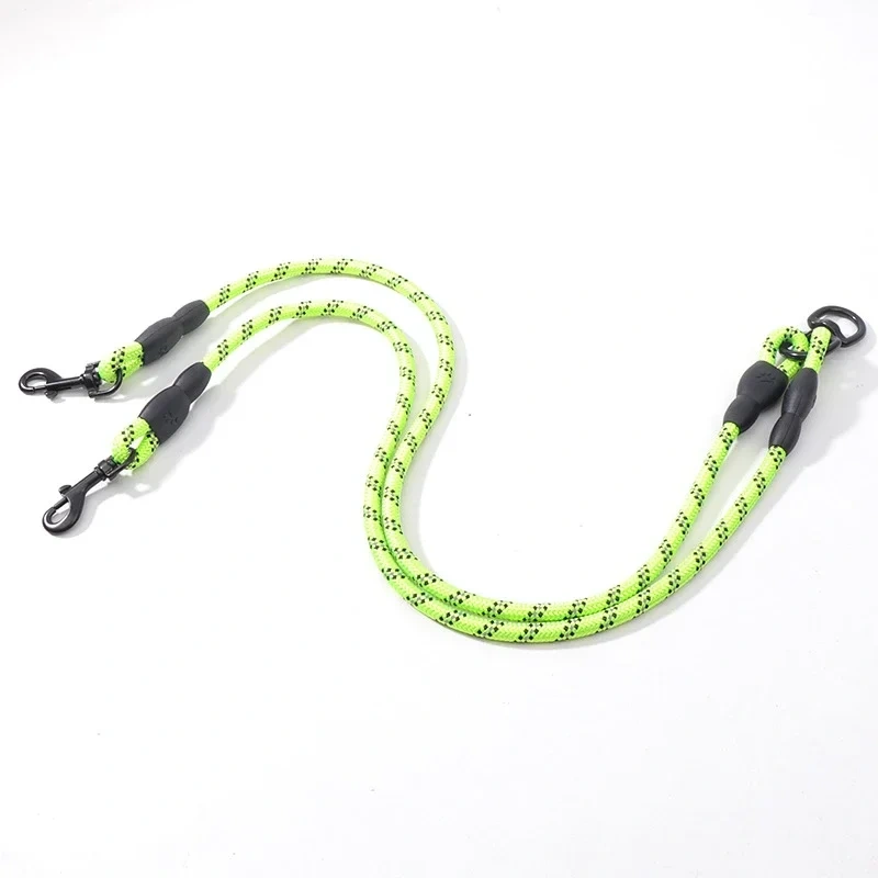 Benepaw Durable Double Dog Leash Coupler Reflective Strong Dual Pet Leash Lead 360° No Tangle For  Small Medium Large Dogs