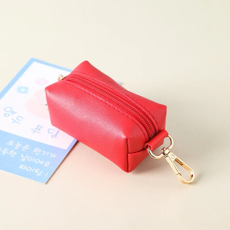 Leather Dog Poop Bag Holder Dog Waste Bag Dispenser with Metal Clip for Leash Belt Portable Leather Doggy Poop Bags Holder
