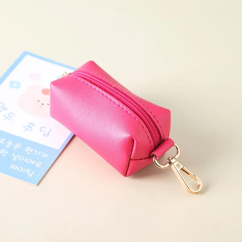 Leather Dog Poop Bag Holder Dog Waste Bag Dispenser with Metal Clip for Leash Belt Portable Leather Doggy Poop Bags Holder