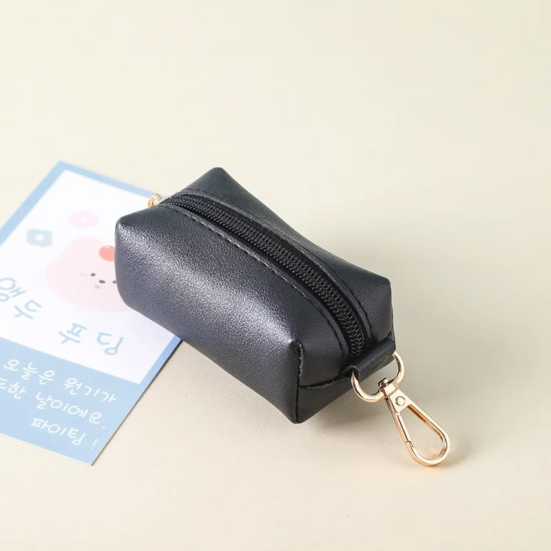 Leather Dog Poop Bag Holder Dog Waste Bag Dispenser with Metal Clip for Leash Belt Portable Leather Doggy Poop Bags Holder