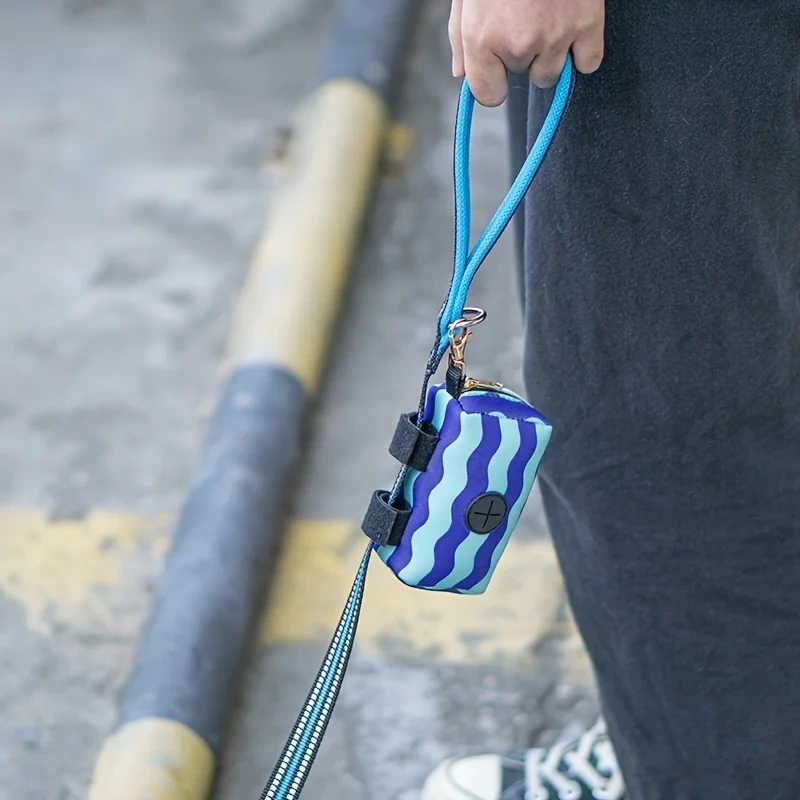 Large Capacity Dog Leash Bag Holder Neoprene Dog Bag Holder Waste Bag Dispenser for Leash