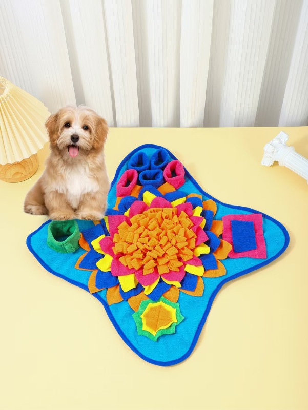 Pet Dog Snuffle Mat Pet Snuffle Feeding Mat Encourages Natural Foraging Skills Dog Training Pad for Slow Eating & Smell Training
