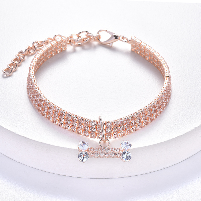 Adjustable Pet Necklace Cat Dog Collar with Diamond Zircon Bone Pendant Jewelry Luxury Metal Copper Puppy Collars Dog Supplies