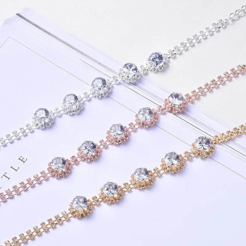 Bling Diamond Cat Necklace Fashion Luxury Shining Collars for Dog Adjustable Cats Puppy Chihuahua Wedding Pet Accessories