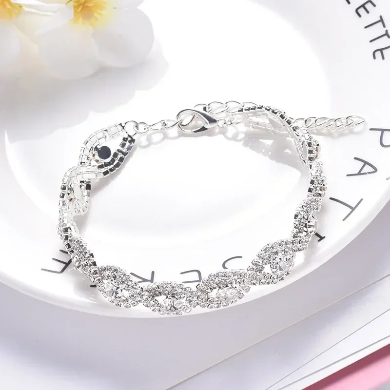 Fashion Rhinestone Dog Collar Personalized Pet Birthday Holiday Party Jewelry Adjustable Diamond Necklace Pets Accessories