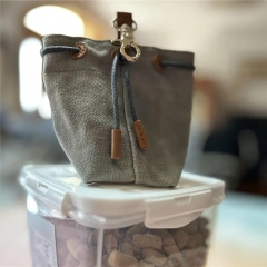 Pouch Dog Treat Pouch Food Storage Pet Training Portable Dog Training Treats Snack Bag with Drawstring for Small