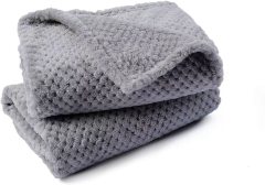 Warm Soft Fuzzy Blankets for Puppy Small Medium Large Dogs Fleece Kitten Cats Plush Throws for Bed Couch Sofa Blanket Supply