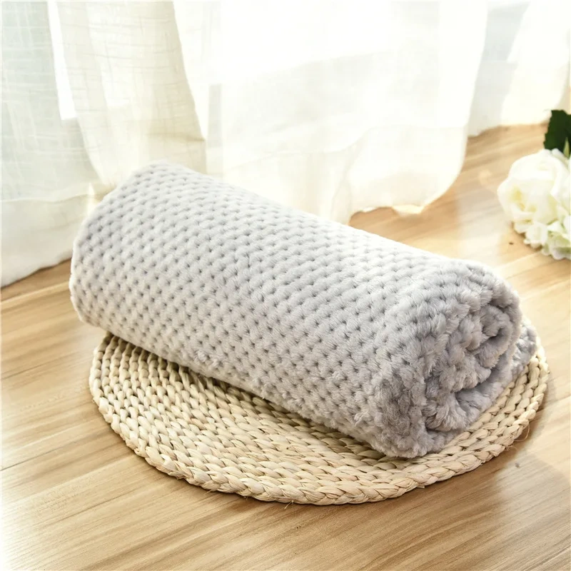 Warm Soft Fuzzy Blankets for Puppy Small Medium Large Dogs Fleece Kitten Cats Plush Throws for Bed Couch Sofa Blanket Supply