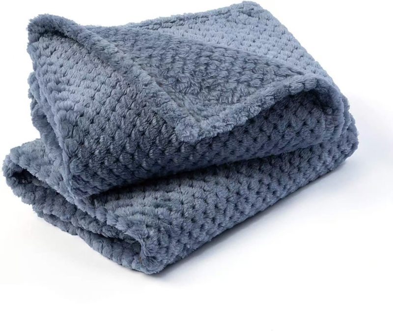 Warm Soft Fuzzy Blankets for Puppy Small Medium Large Dogs Fleece Kitten Cats Plush Throws for Bed Couch Sofa Blanket Supply