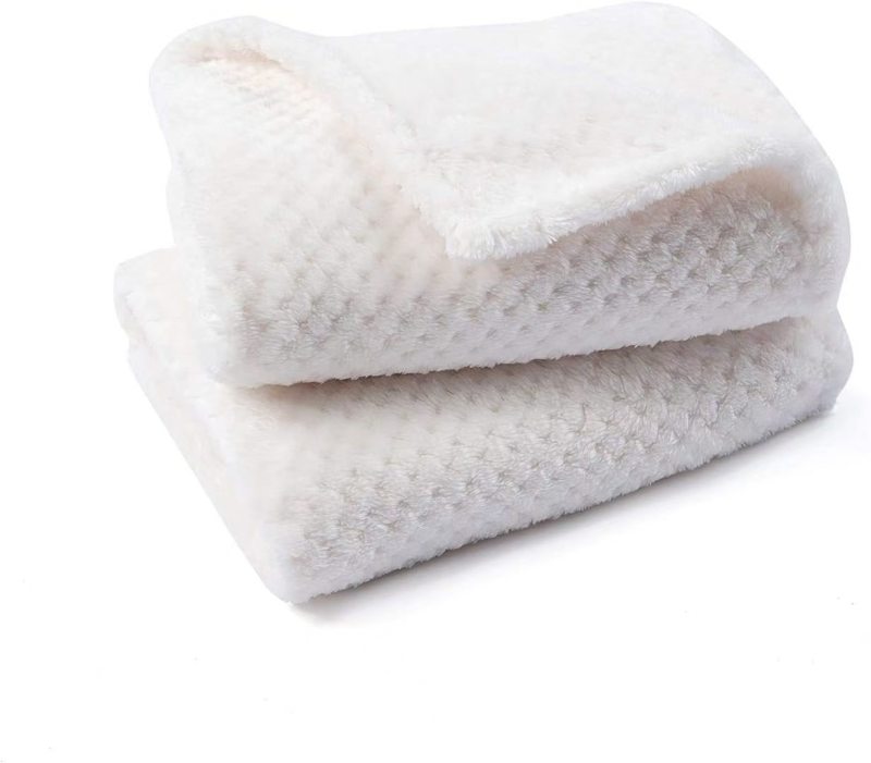 Warm Soft Fuzzy Blankets for Puppy Small Medium Large Dogs Fleece Kitten Cats Plush Throws for Bed Couch Sofa Blanket Supply