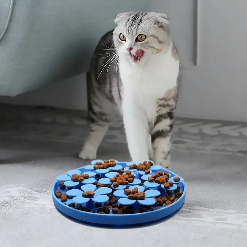 Silicone Pet Licking Pad Nonslip Slow Feeder Dog Bowls Dog Supplies Licking and Smelling Pad Pet Feeder Slow Eating Dish Bowl