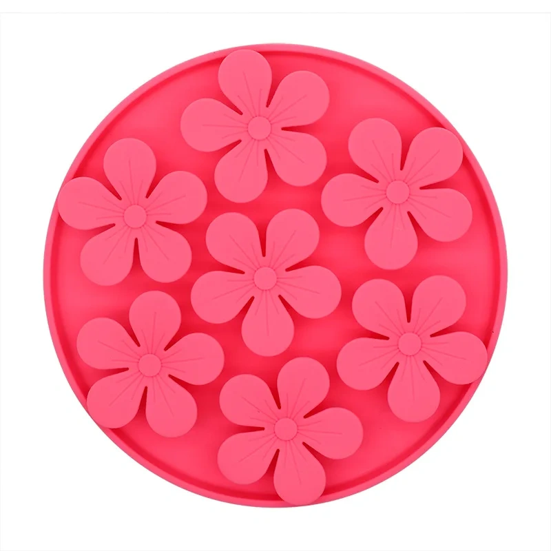Silicone Pet Licking Pad Nonslip Slow Feeder Dog Bowls Dog Supplies Licking and Smelling Pad Pet Feeder Slow Eating Dish Bowl