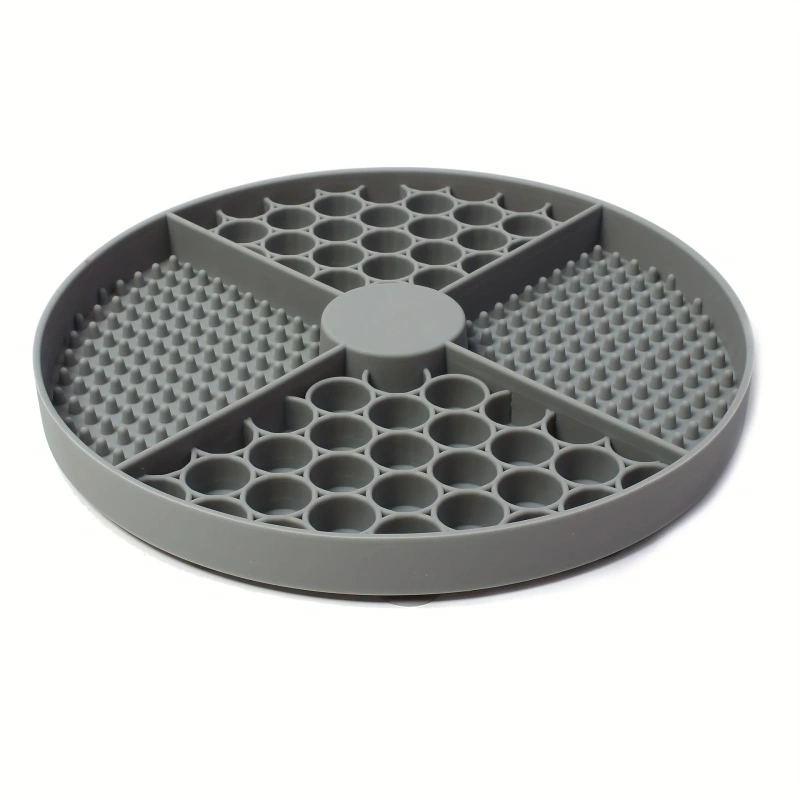 Dog Feeding Mat Silicone Cat Slow Feeder Bowls with Suction Cup Slow Feeding Pad Dog Licking Pad Anxiety-relieving Utensils