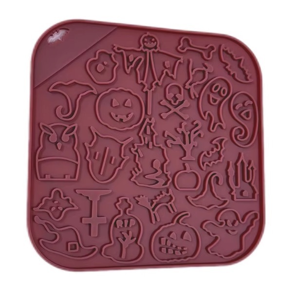 New Halloween Dog Lick Mat with Suction Cups Silicone Licking Pad Slow Feeder Dog Licking Mat