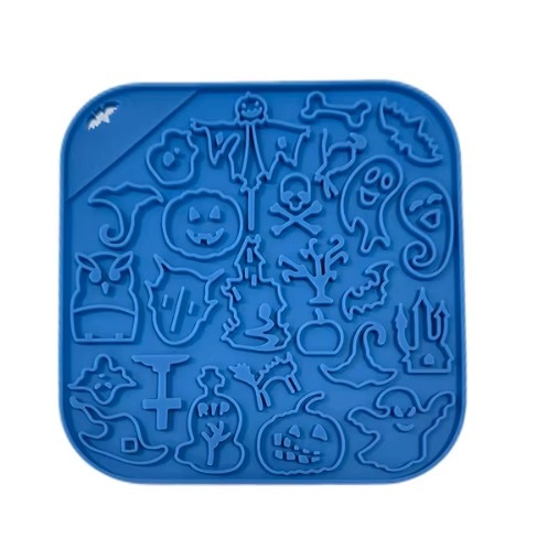 New Halloween Dog Lick Mat with Suction Cups Silicone Licking Pad Slow Feeder Dog Licking Mat