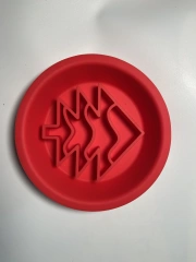 Wholesale Custom Christmas Tree Silicone Dog Bowl Feeder Slow Eating Heated Anti Ant Splash Proof 2 In 1 lick mat Pet Bowl