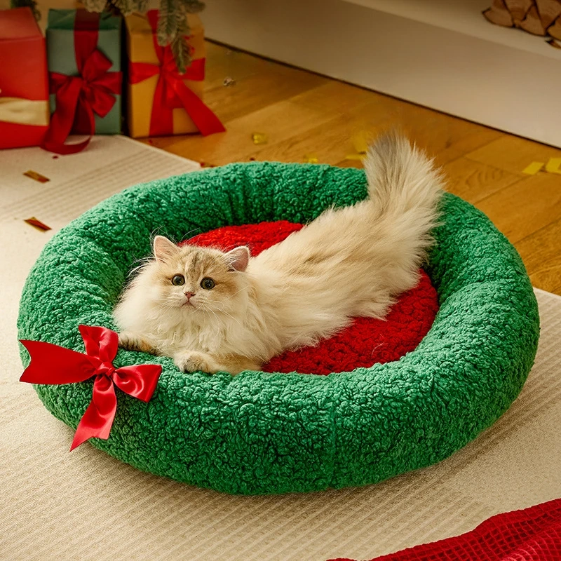 Christmas Tree Triangle Nest Cat and Dog Nest Semi Closed Cat Hole Christmas Sock Nest New Year Pet Warm Bed Cat House Dog Bed