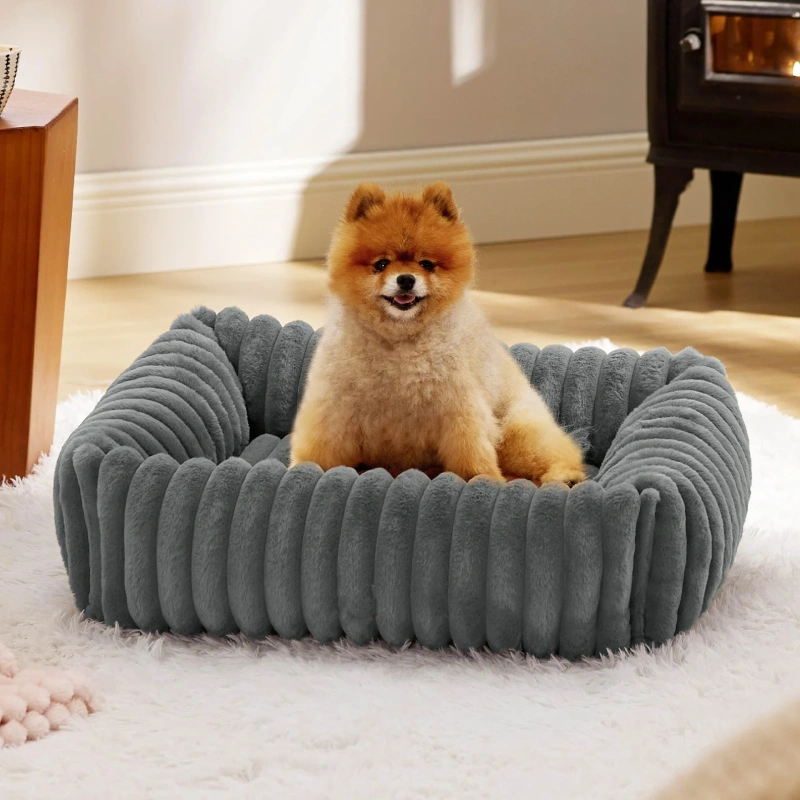 Luxury Bed for A Small Dog Warm Cat Sofa Nest Pet Comfortable Plush Puppy Bed Removable Washed for Small Animal Dog Accessories