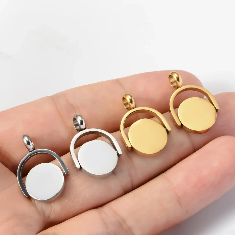 Steel Fun New Custom Laser Engraved Pet Photo Pendant Necklace For Women&Men Stainless Steel Jewelry Accessories Souvenir Gift