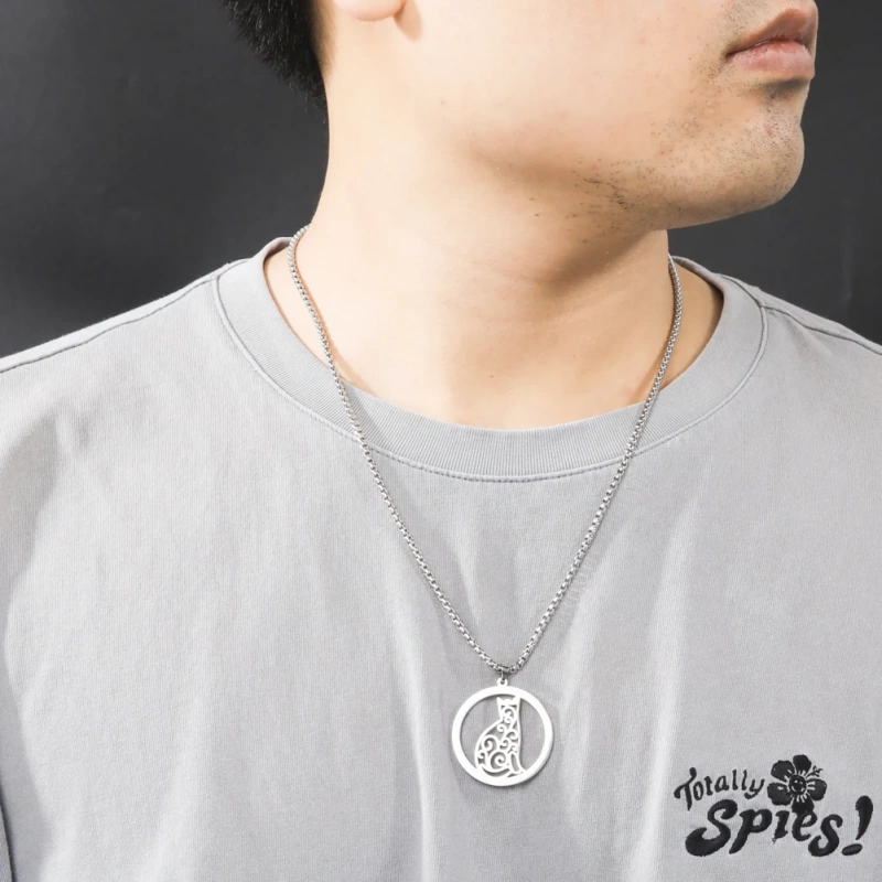 Cutout Curly Pattern Cat Pendant Necklace Stainless Steel Box Chain Necklace for Men Women Trend Jewelry for Party Gift