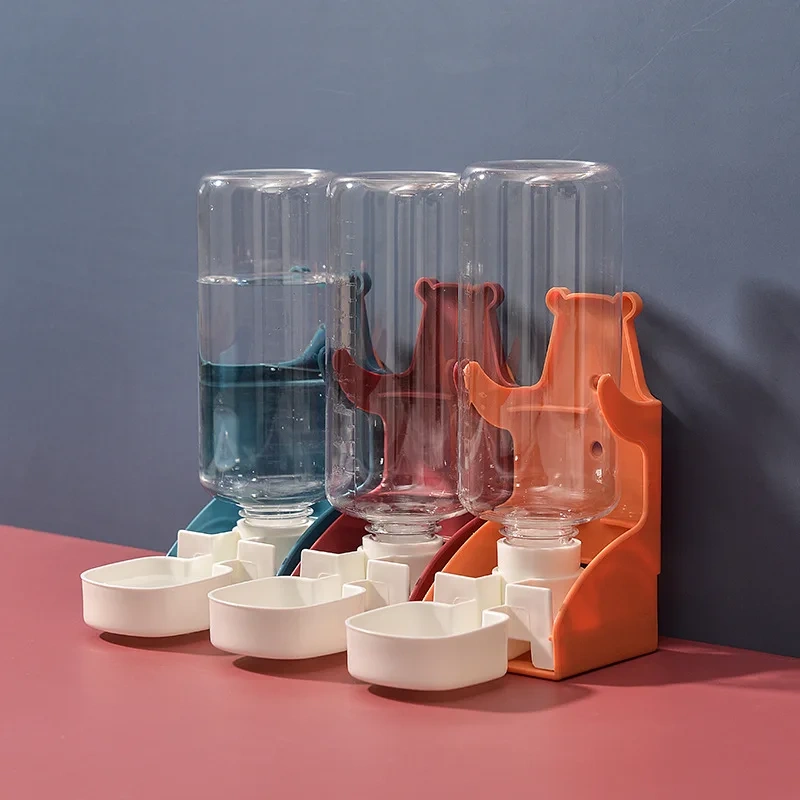 Creative Pet Water Dispenser with Hanging Cage Water Bowl for Dogs and Cats 2-in-1 Hanging Pet Water Dispenser Pet Supplies