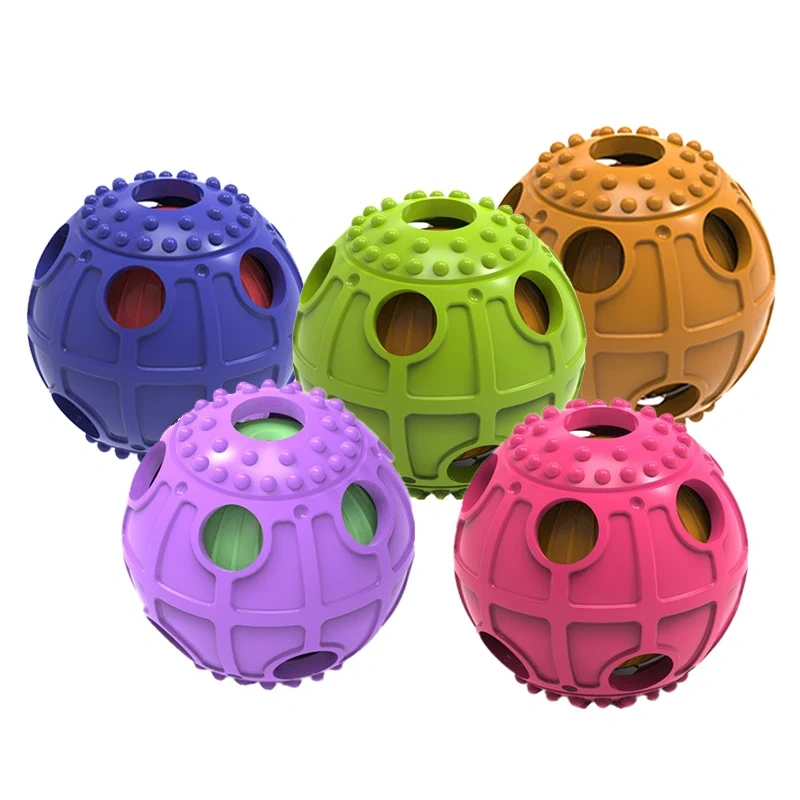 Christmas Interactive Leaky Food Cat Pet Chew Toy Dog Sound Squeaky Toys Ball Bite Resistant Molar Indestructable Dog Toys