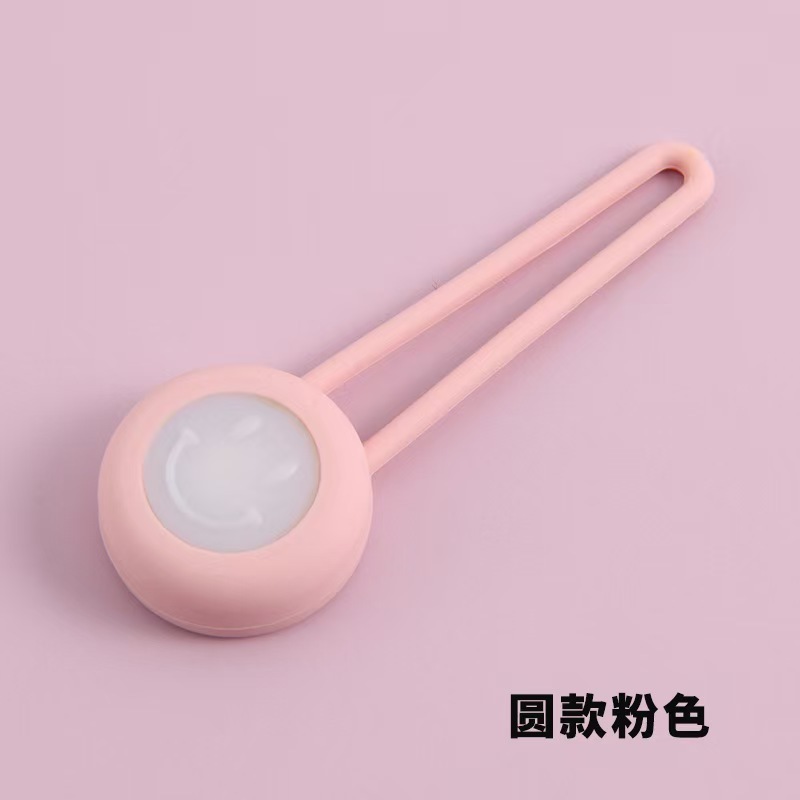 Silicone Waterproof Luminous Pendant Universal Anti-loss Flash for Cats and Dogs Chandelier Any Collocation