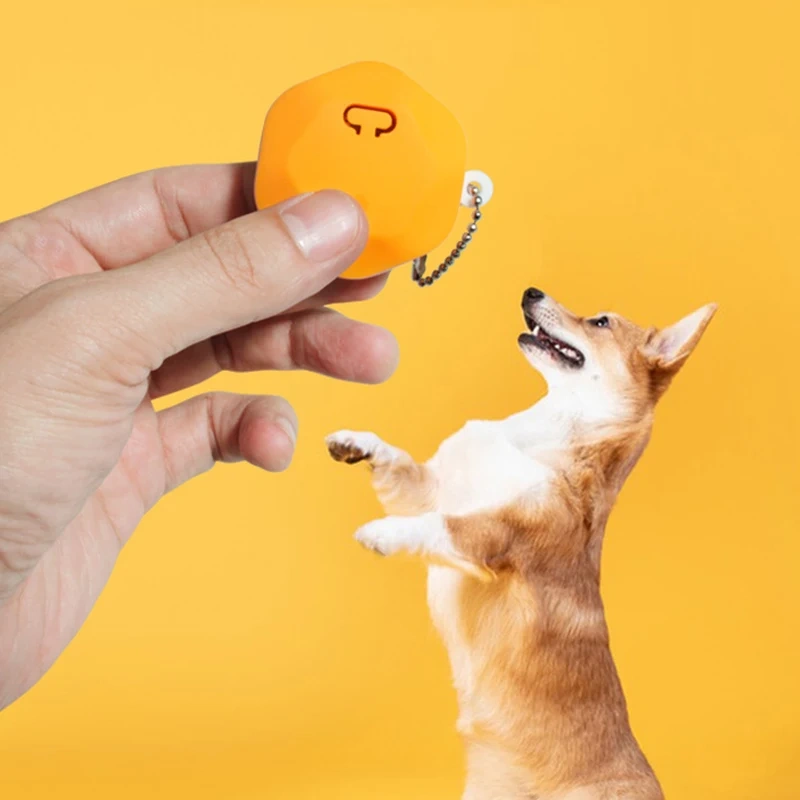 Wholesale LED Silicone Pet Light USB Rechargeable and Waterproof Dog Night Light for Running Walking Camping