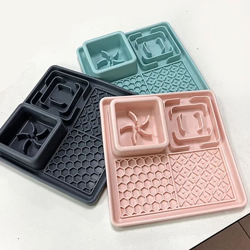 Cat Slow Feeding Mat Dog Lick Mats Pet Dinner Plate Food Grade Silicone Cat and Dog Tableware Sucker Type Slow Food Bowl