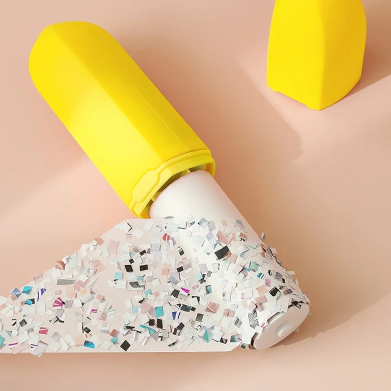 Banana-Shaped Cartoon Cat Lint Roller Two-in-one Static Brush Reusable Pet Hair Remover for Clothing Furniture Carpet Cleaning