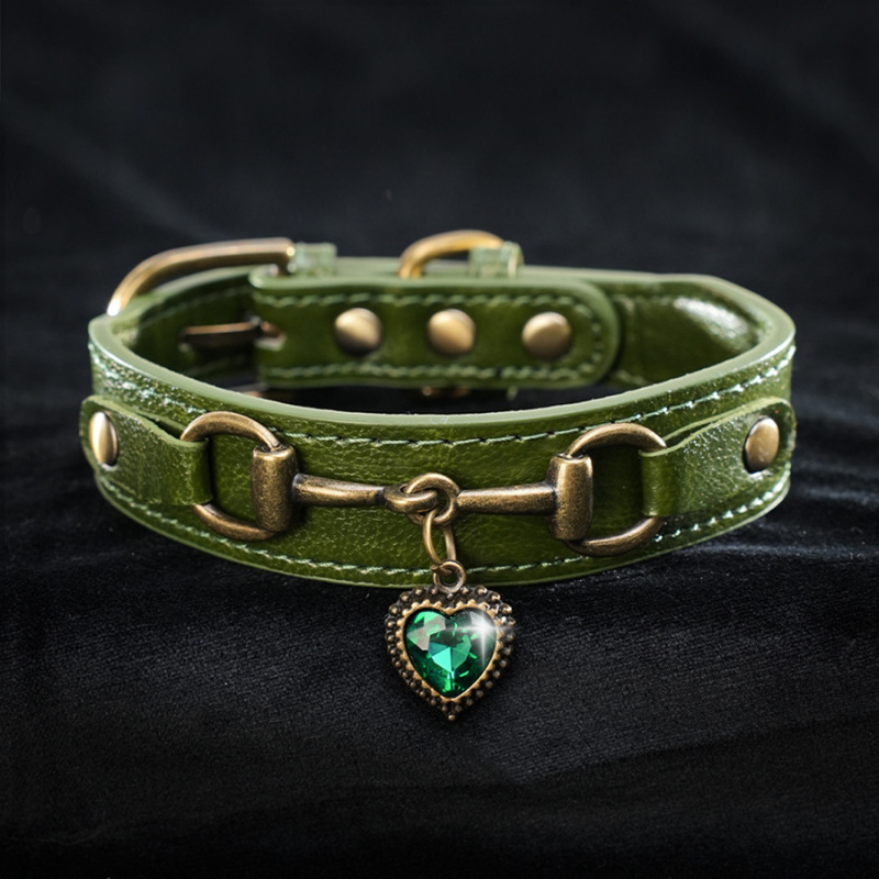 Pet Collar Luxury Heart-Shaped